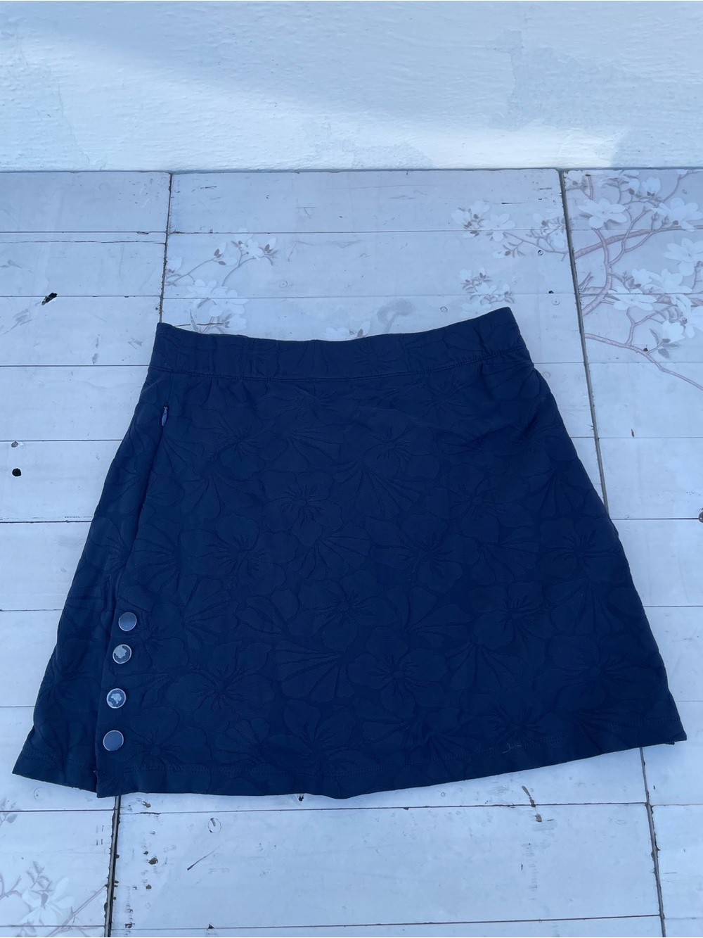 J. McLaughlin Navy Textured Floral Mini Skirt - Picture 1 of 8